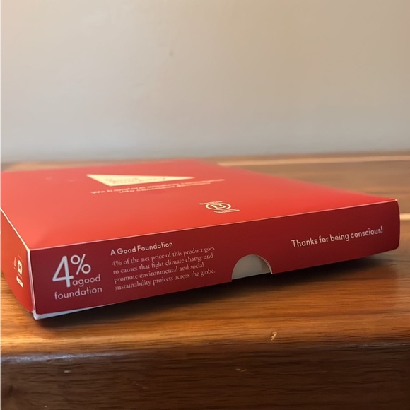 Plant-Based iPhone 13 Case - Picture 8 of 10